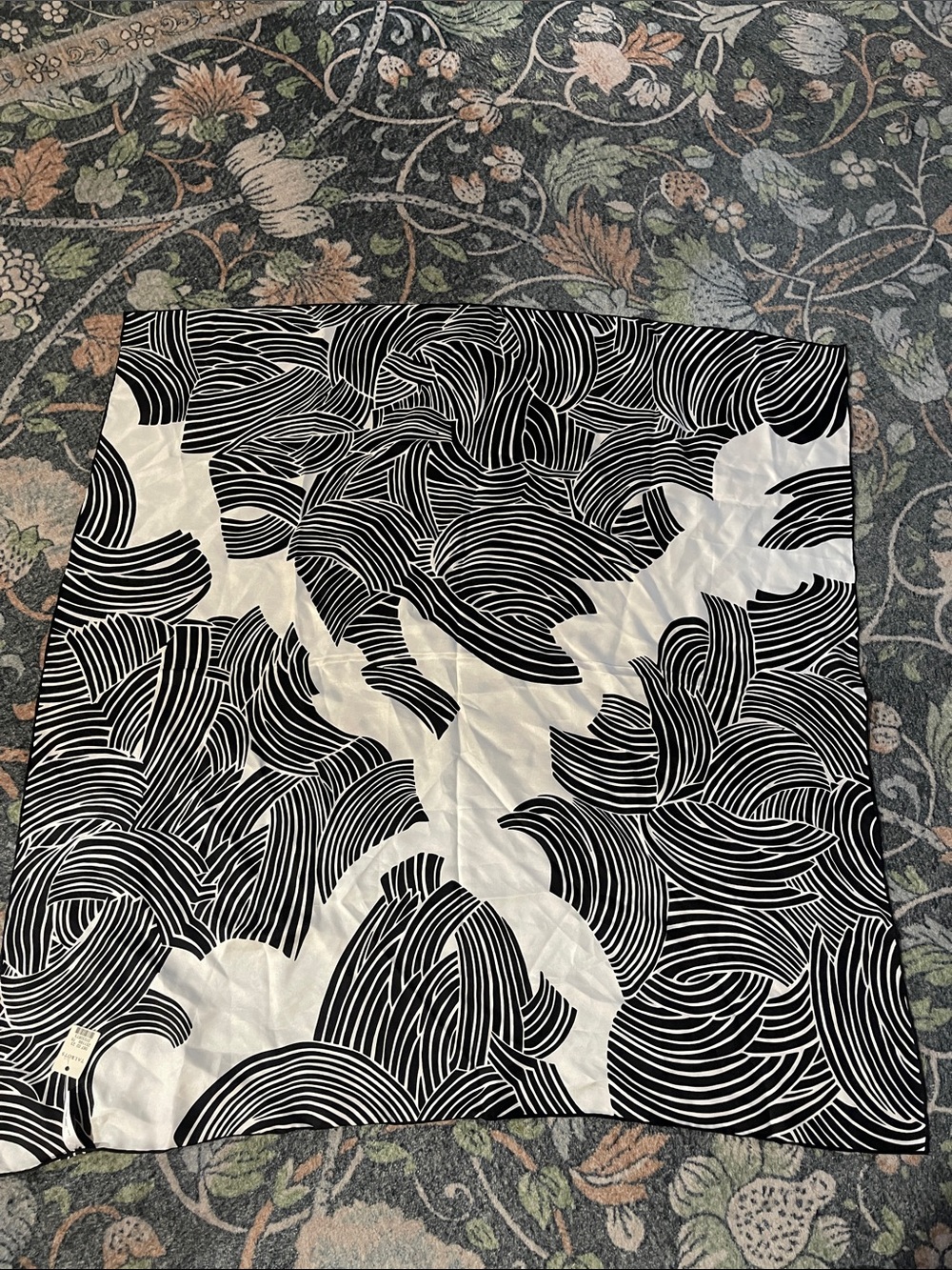 Talbots Black and White Abstract scarf